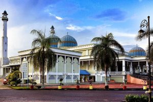 Masjid di dungun, Malaysia