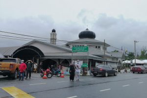Masjid di lumut, Malaysia