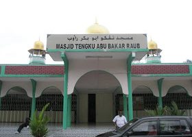 Masjid di raub, Malaysia